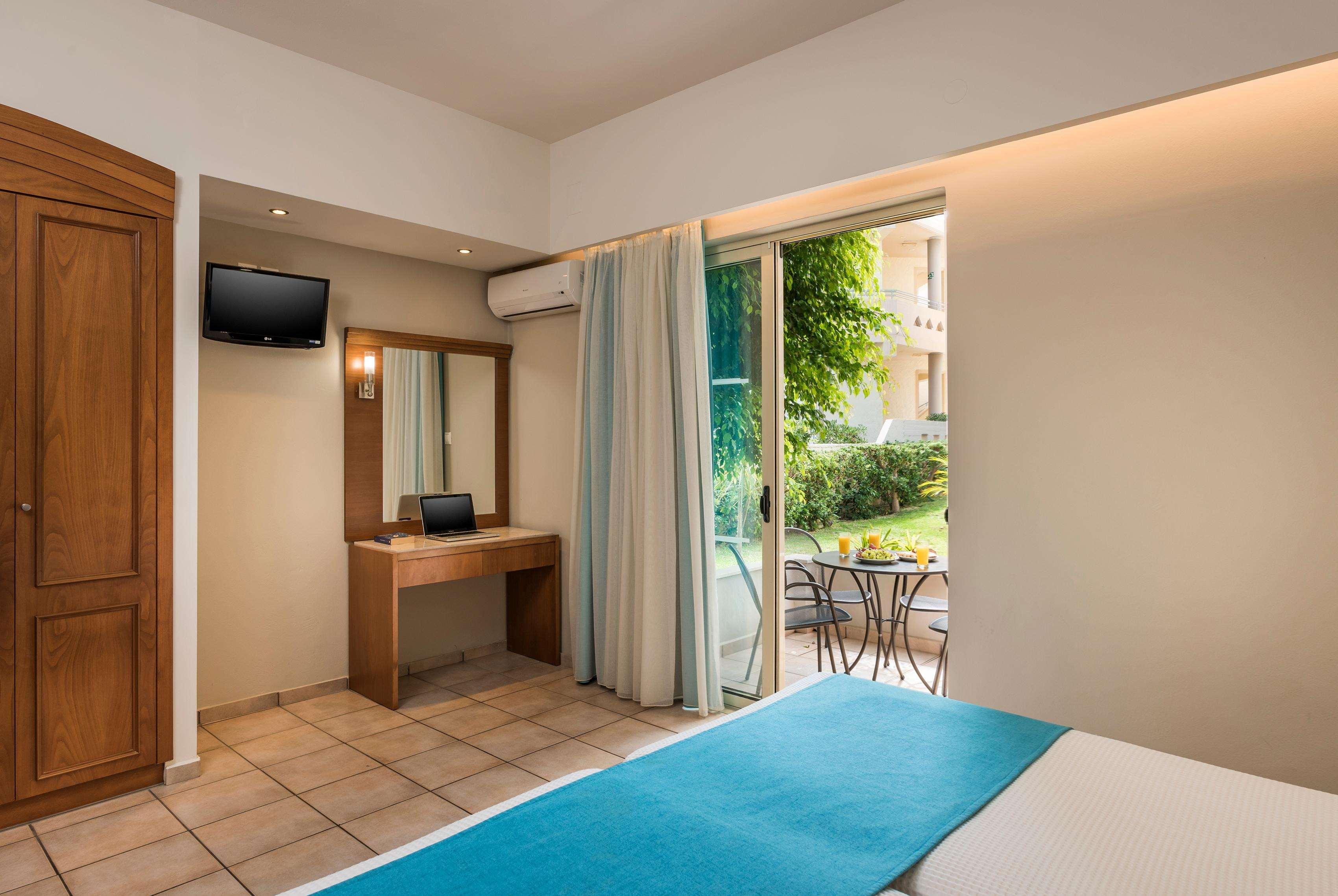 Elotis Suites (Adults Only) Agia Marina Exteriér fotografie